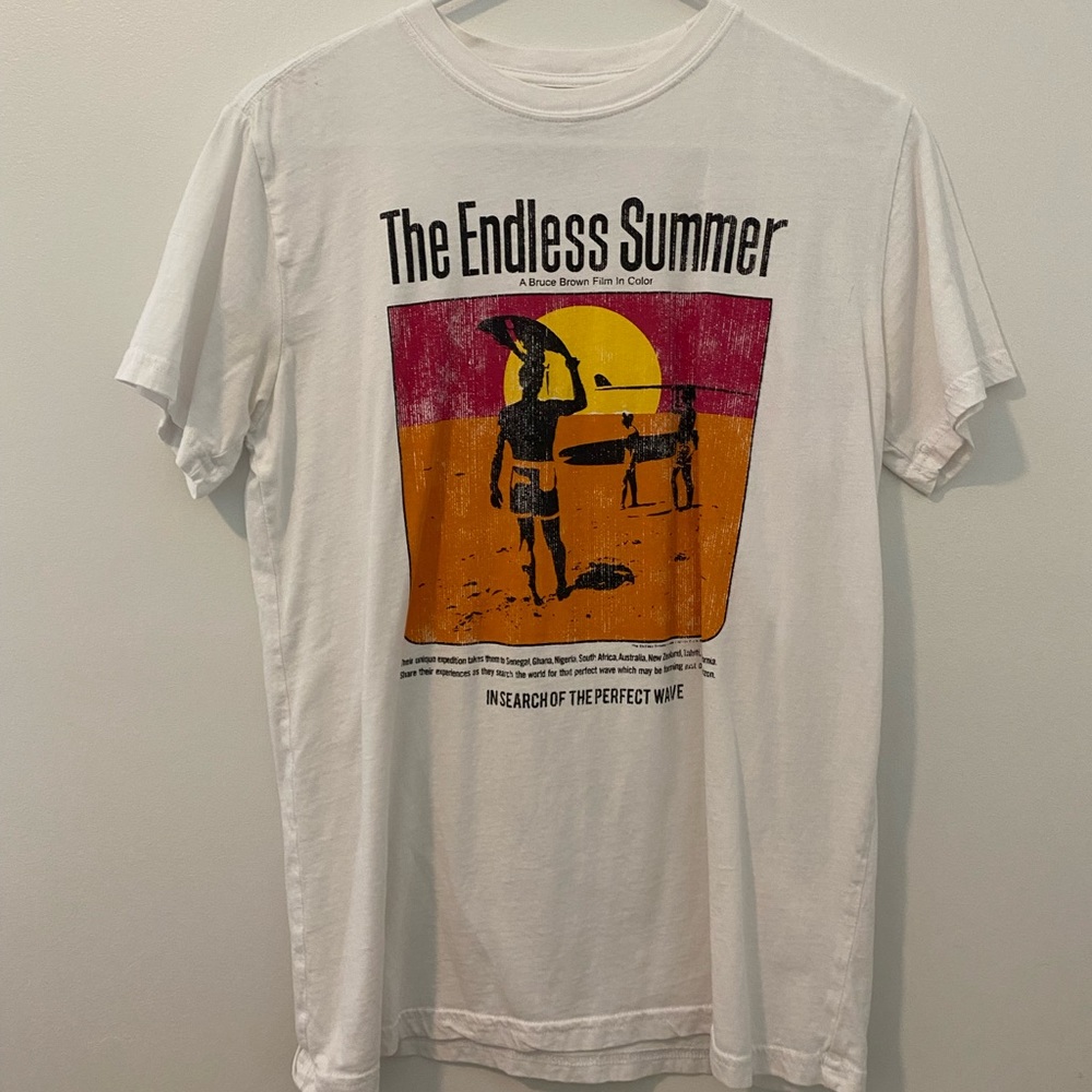THE ENDLESS SUMMER SURFER TEE